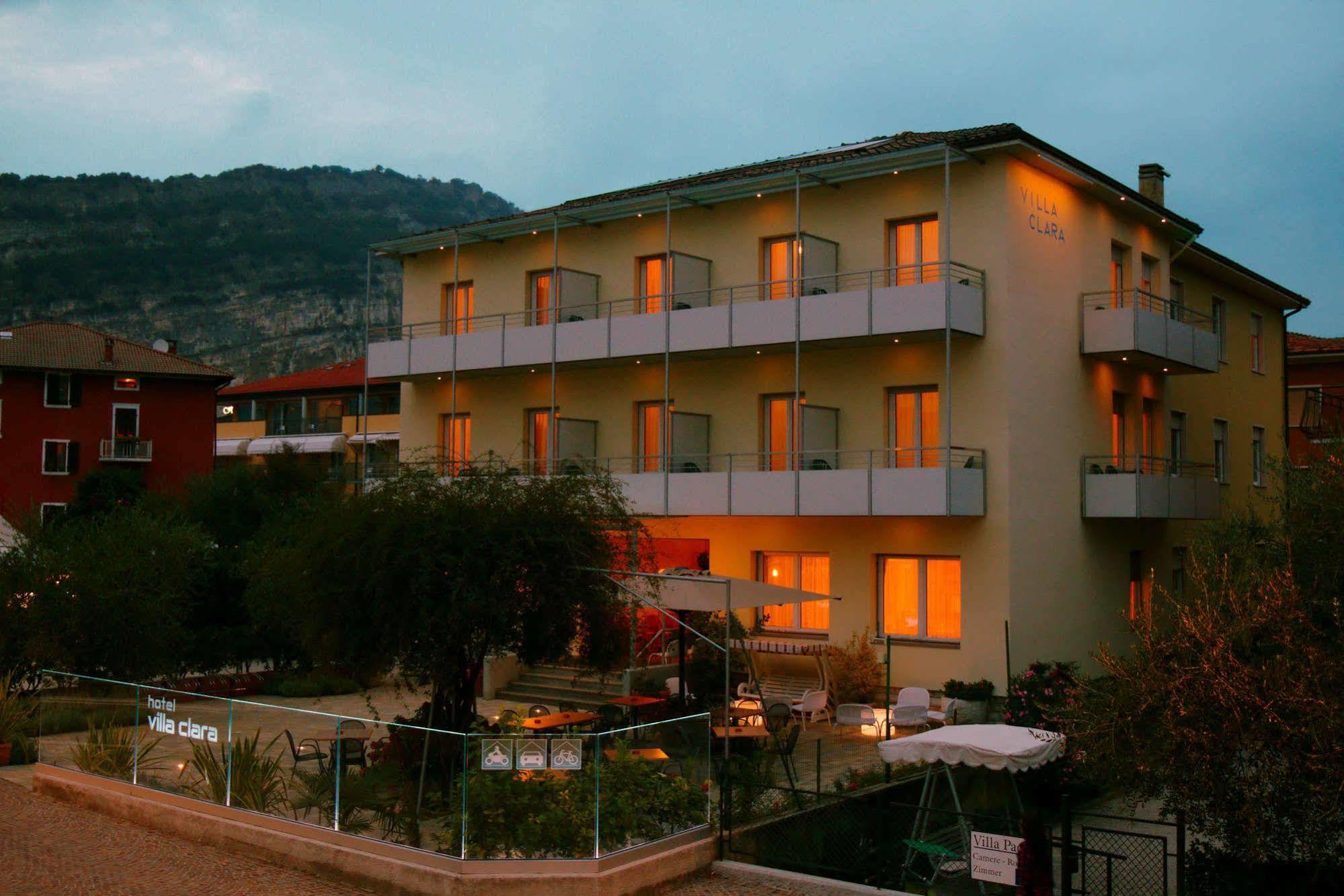 Hotel Villa Clara Торболе Экстерьер фото